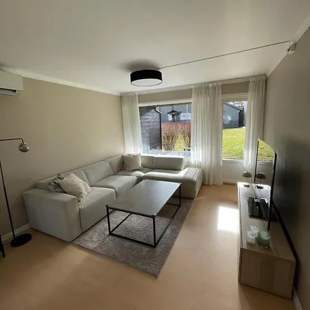 Apartment Koselig Sentralt I *