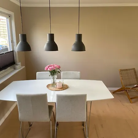 Apartment Koselig Sentralt I